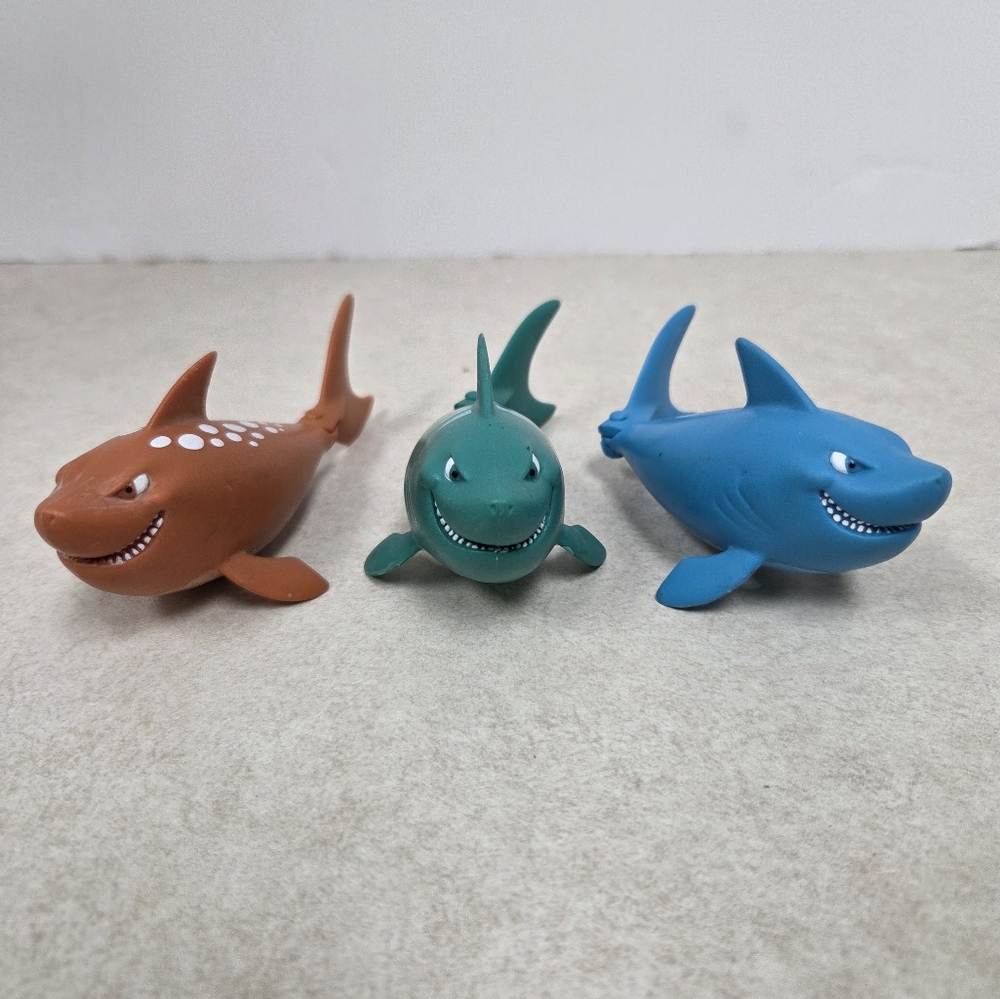 2011 Amloid Toy Sharks Complete Set Of 3 (5.5" Long) Water Toy